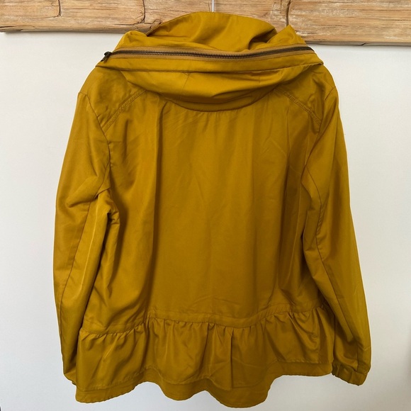 Zara Mustard Yellow Jacket with Ruffle Hem - Picture 3 of 14